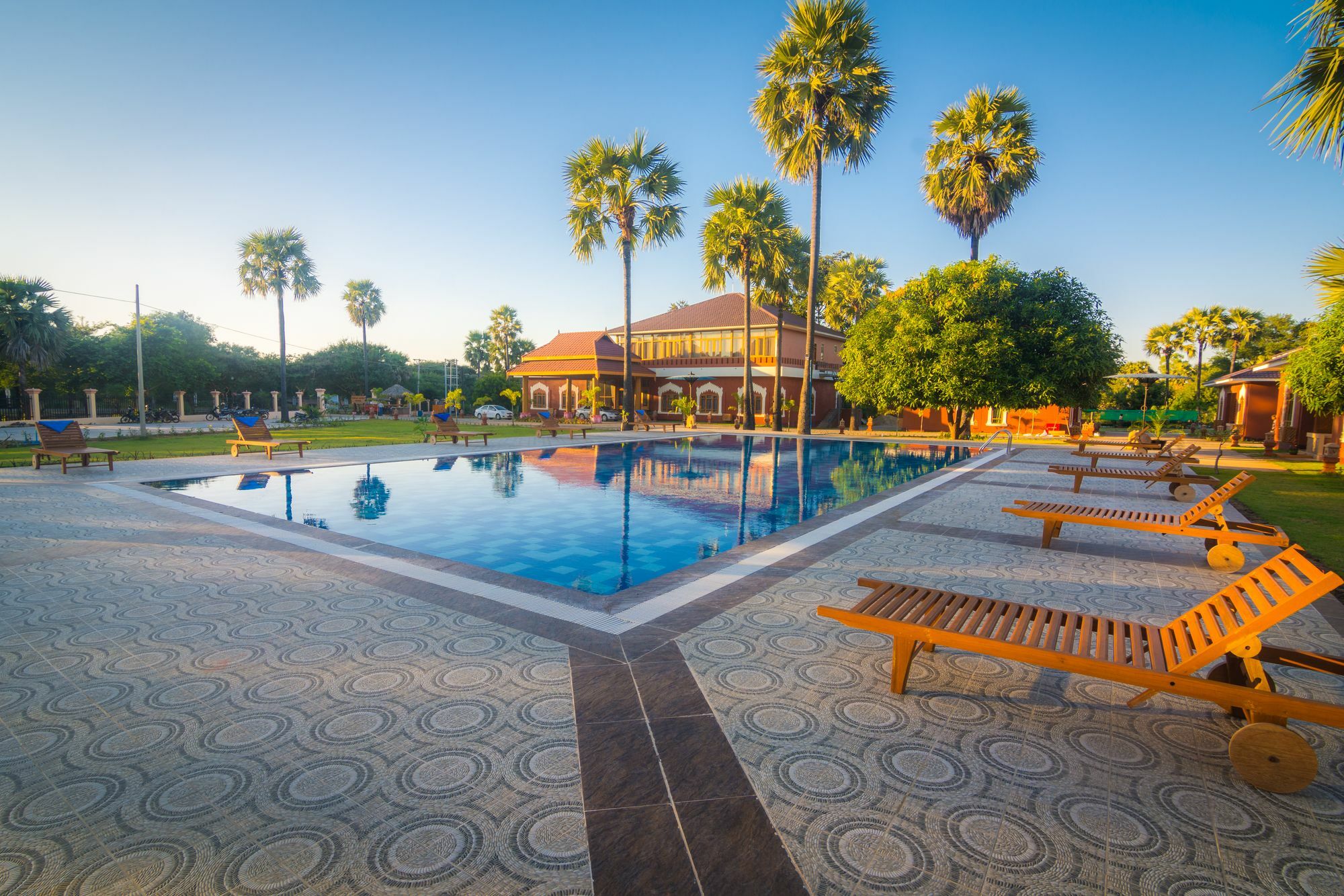 Westay @ Bagan Lotus Hotel מראה חיצוני תמונה